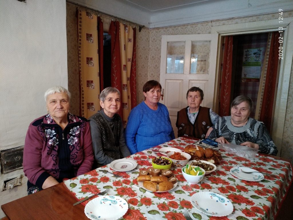 Встреча-воспоминание "Полистаем семейный альбом" состоялась в поселке Хетово Виноградовского района