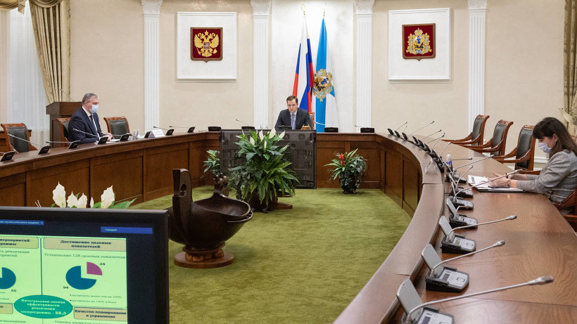 Александр Цыбульский поручил взять на особый контроль вопрос выплаты задолженности Архоблэнерго