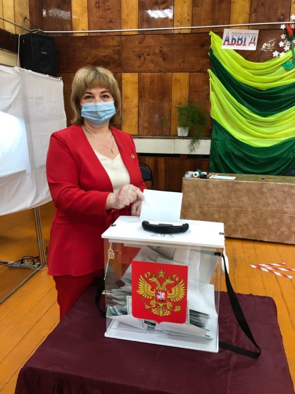 Ирина Ткачева: "Это наша с тобой Конституция. Это наша с тобою страна!"