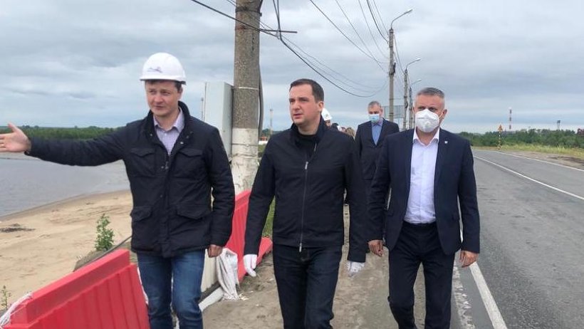 Александр Цыбульский положительно оценил ход реконструкции Ягринского моста