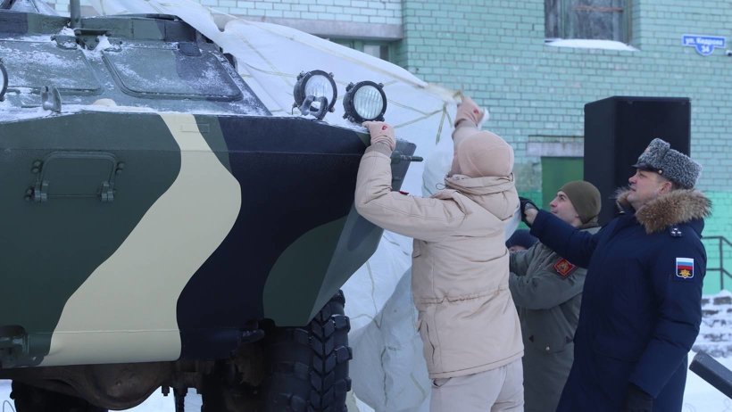 Макет разведывательно-дозорной машины появился в Архангельске