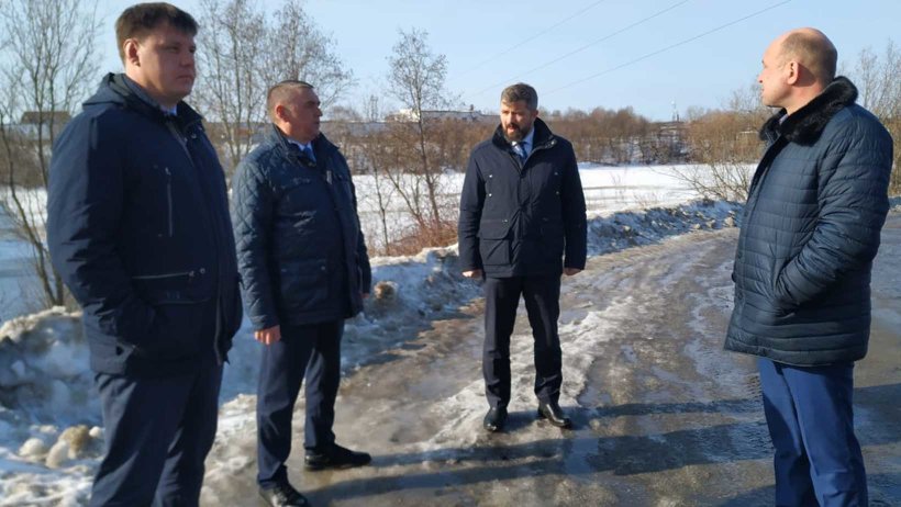 Дмитрий Рожин: «Проблемы с водоснабжением маленьких поселений области необходимо решать в ручном режиме»
