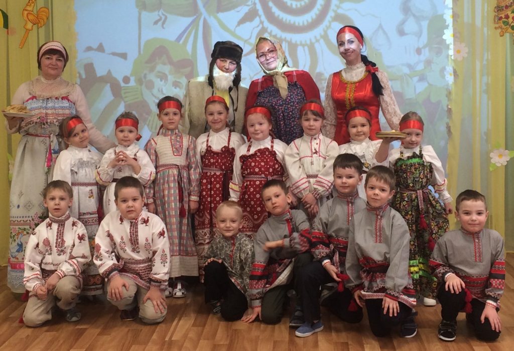 Закружись, наш хоровод, нынче Масленица идет