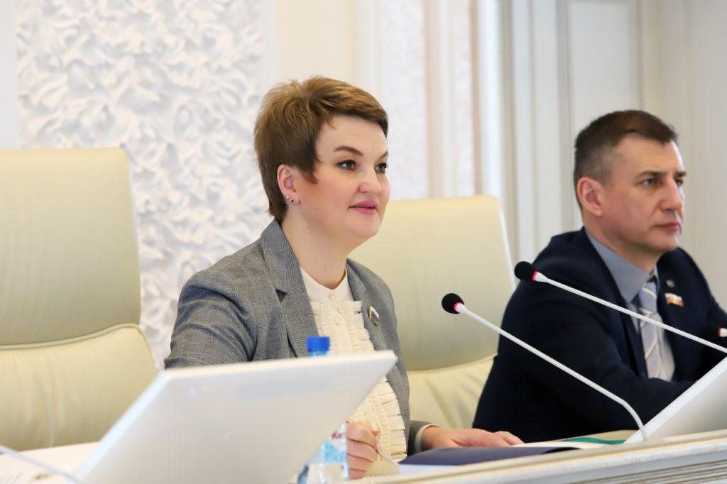 Екатерина Прокопьева: «Благодаря слаженной работе депутатского корпуса нам удалось принять важные для людей решения в экономике и социальной сфере»