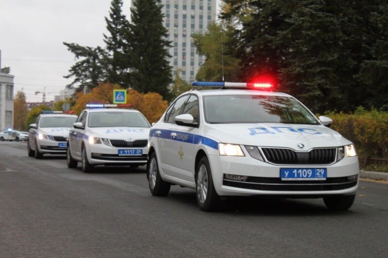 Новые патрульные автомобили получила Госавтоинспекция Виноградовского района