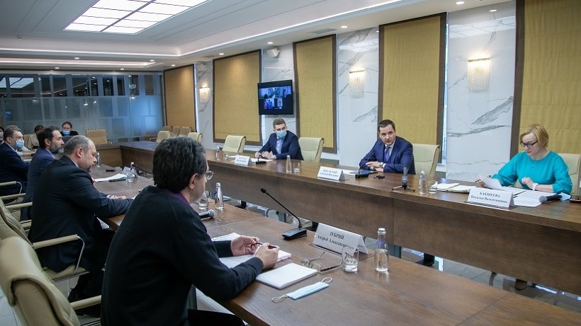 Александр Цыбульский встретился с представителями профсоюза работников культуры