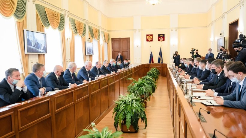 Александр Цыбульский принял участие в совещании по актуальным вопросам национальной безопасности