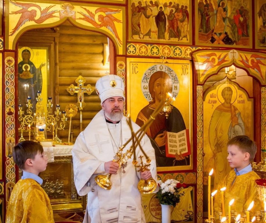 С праздником Святой Пасхи! Со Светлым Христовым Воскресением!