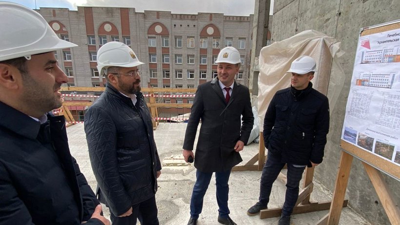 Власти Поморья продолжают контроль за социальными стройками