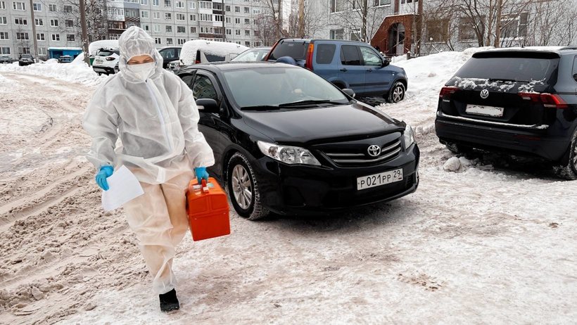 Правительство Архангельской области отдало свои машины медикам