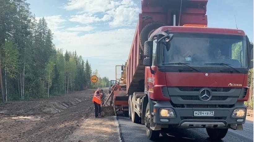 В Верхнетоемском округе к завершению подходят работы по асфальтированию участков дороги Усть-Вага – Ядриха