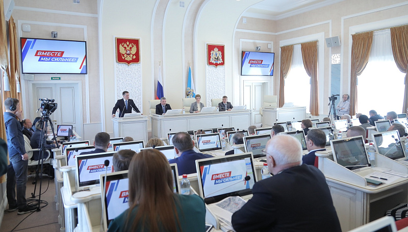 Поддержка военнослужащих и их семей стала первой темой доклада губернатора Архангельской области Александра Цыбульского о работе областного правительства за 2022 год