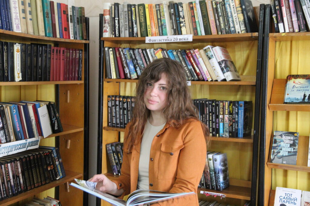 Елена Букович: «В центре всего должна быть книга»