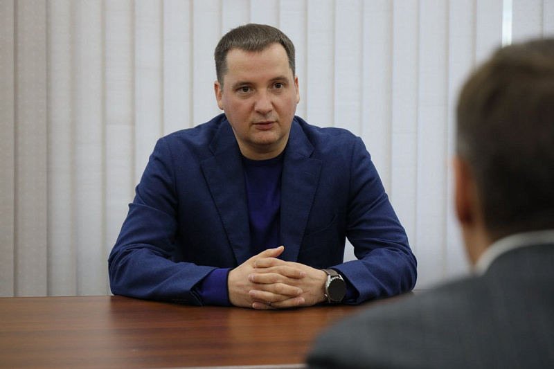 Александр Цыбульский встретился с новым гендиректором «Алроса» Павлом Маринычевым