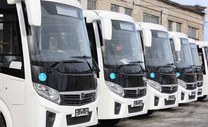 В муниципалитеты Архангельской области поступят еще 16 новых автобусов для пассажирских перевозок