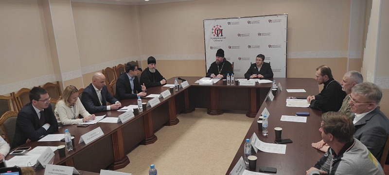 Вопросы сохранения объектов культурного наследия религиозного назначения обсудили в Общественной палате Архангельской области