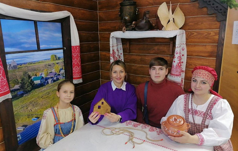Участники и гости Всероссийского семейного форума «Родные – Любимые» знакомятся с традициями Поморья