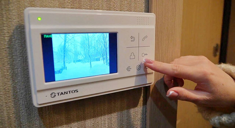 В Поморье продолжается оснащение образовательных организаций системами видеонаблюдения