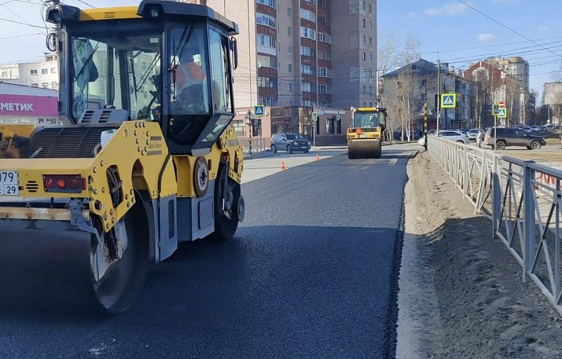 В Архангельске продолжается плановый ремонт проспекта Ломоносова