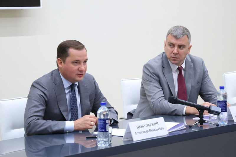Александр Цыбульский провел рабочую встречу с руководством Общественной палаты Архангельской области