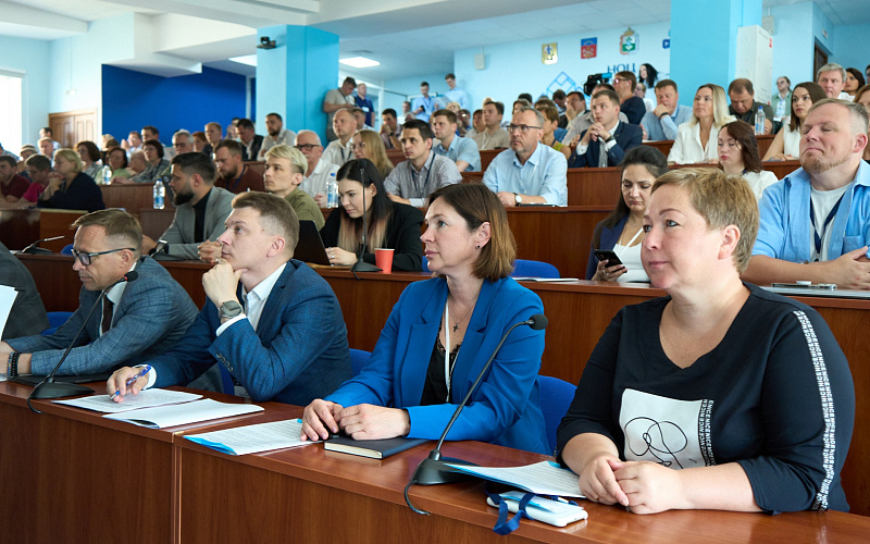 Приоритеты деятельности межвузовского кампуса «Арктическая звезда» обсудили участники стратегической сессии в Архангельске