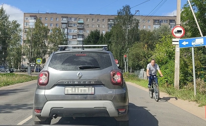 Госавтоинспекция Архангельской области напоминает: велосипедисты обязаны соблюдать Правила дорожного движения