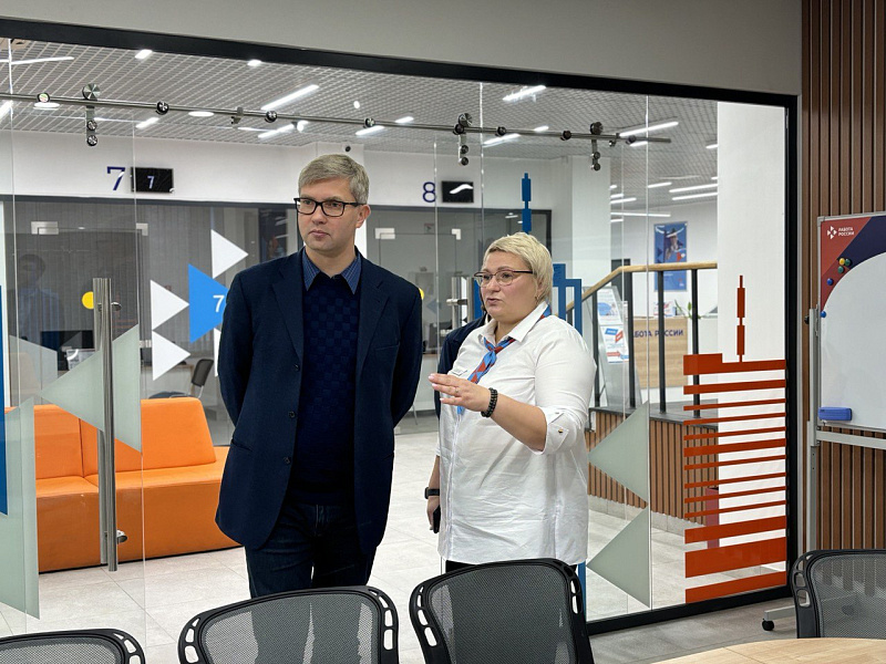 Модернизацию кадровых центров Архангельской области оценил заместитель руководителя Роструда