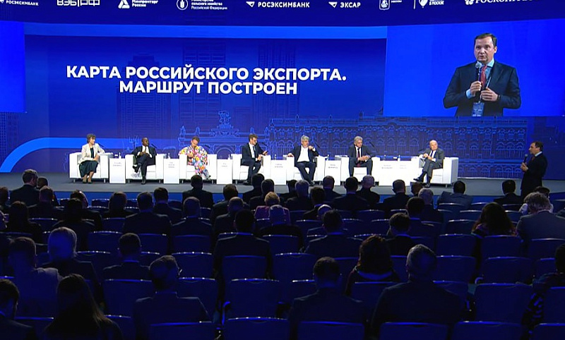 Александр Цыбульский заявил о важности постоянной связи регионов с федеральным центром в вопросах развития экспорта