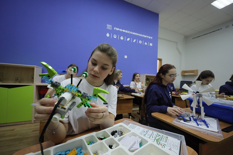 Архангельская область инвестирует в школы будущего и подготовку кадров для промышленности