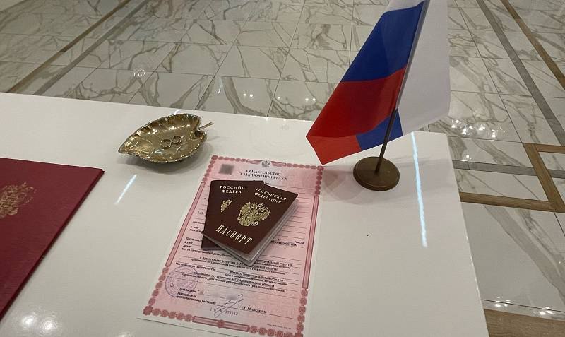 В Поморье 2223 пары сыграли свадьбу летом