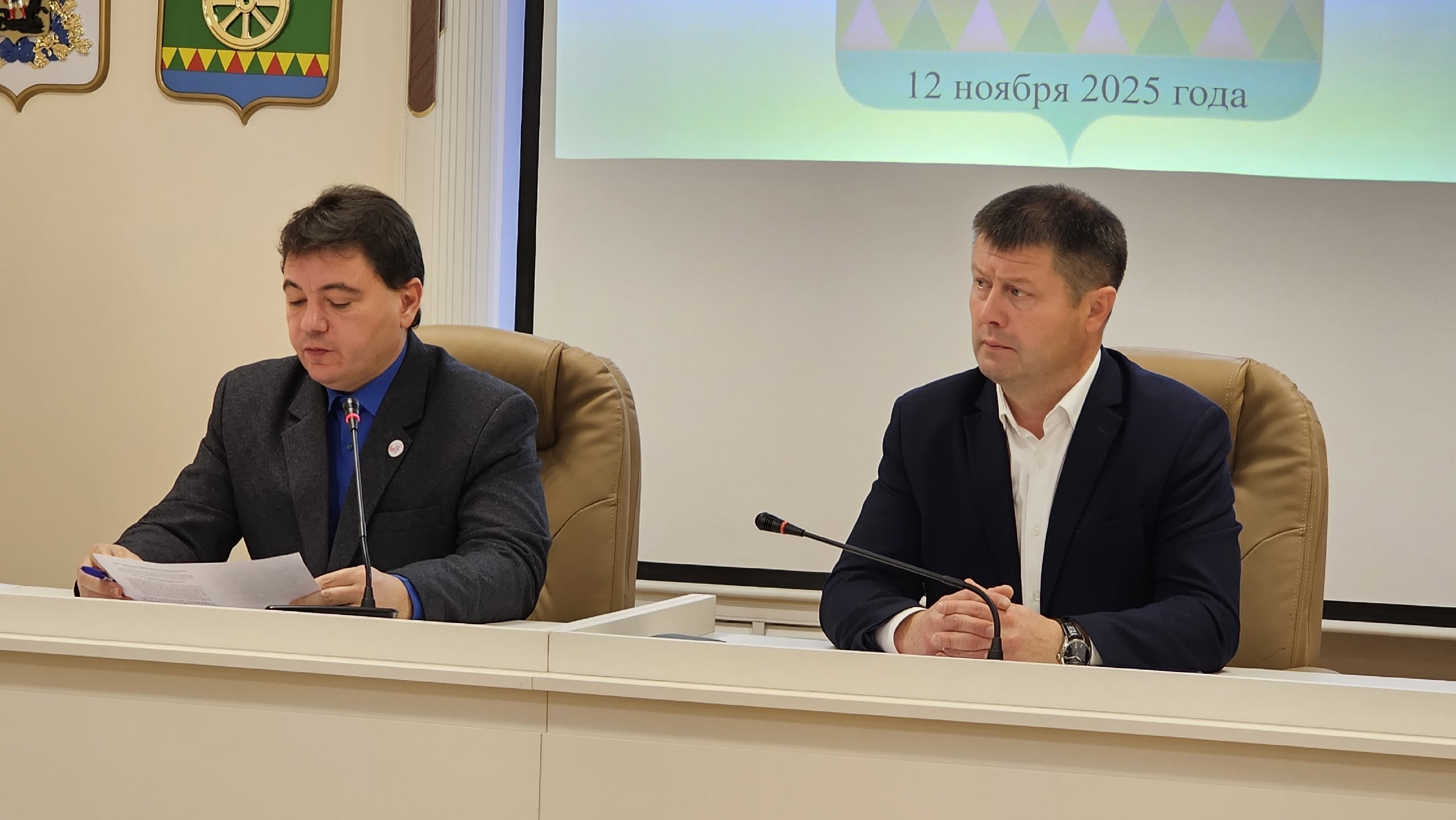 Поддержка семей, бюджет и Устав: главные темы ноябрьской сессии в Виноградовском округе