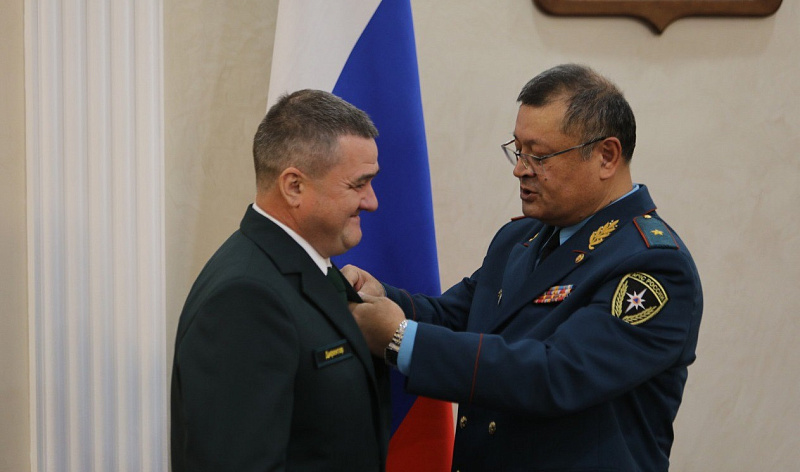 Директор ЕЛЦ Сергей Иванцов награжден медалью МЧС России «За пропаганду спасательного дела»