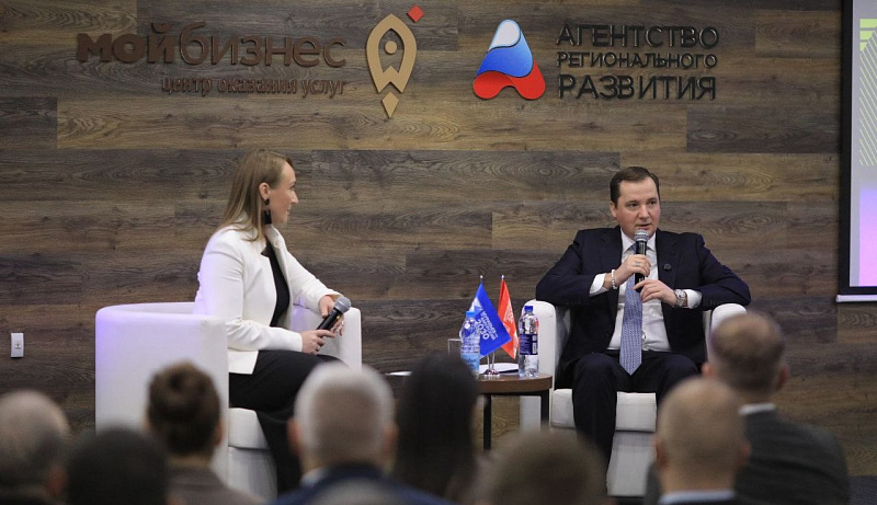Александр Цыбульский провел встречу с курсантами образовательной программы «Муравьев-Амурский 2030»