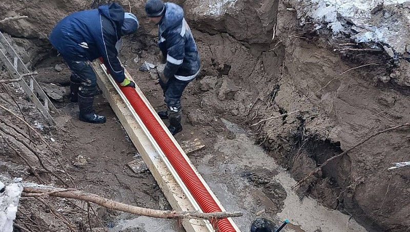 На набережной имени А.Ф. Зрячева в Северодвинске завершаются работы по прокладке сетей водоснабжения и водоотведения