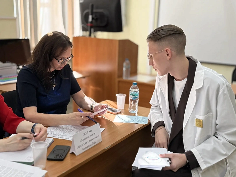 В СГМУ состоялась традиционная ярмарка вакансий для студентов выпускных курсов