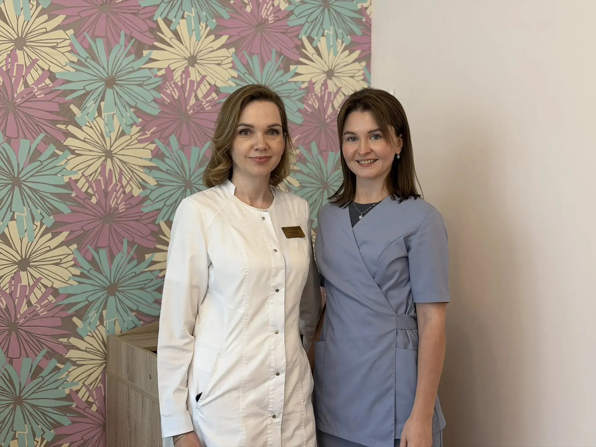 Первый год жизни ребёнка: что нужно знать о развитии, питании, прививках и сне