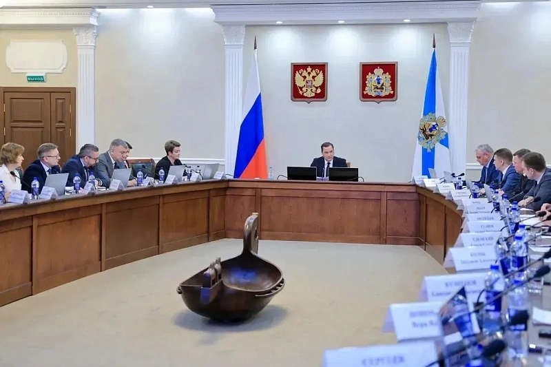 Александр Цыбульский провел заседание координационного совета глав муниципалитетов Архангельской области