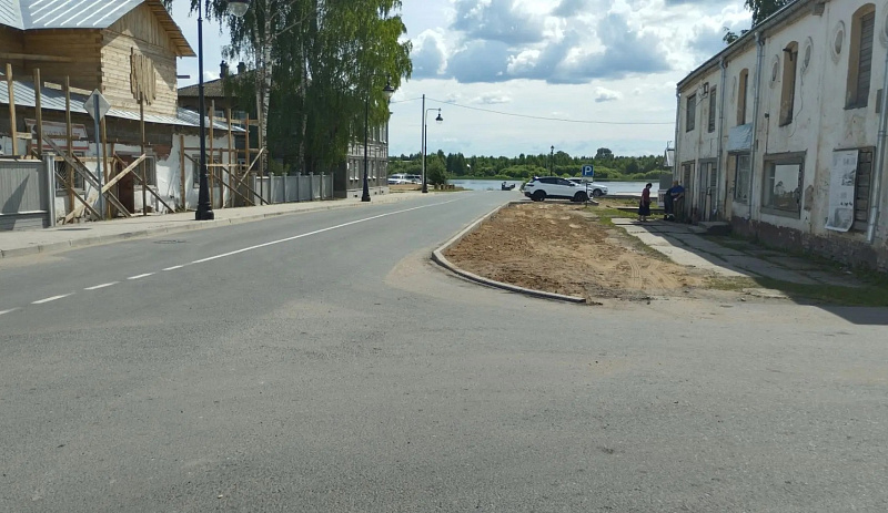 В Каргополе приступили к реализации проекта по формированию в историческом центре города пешеходной среды