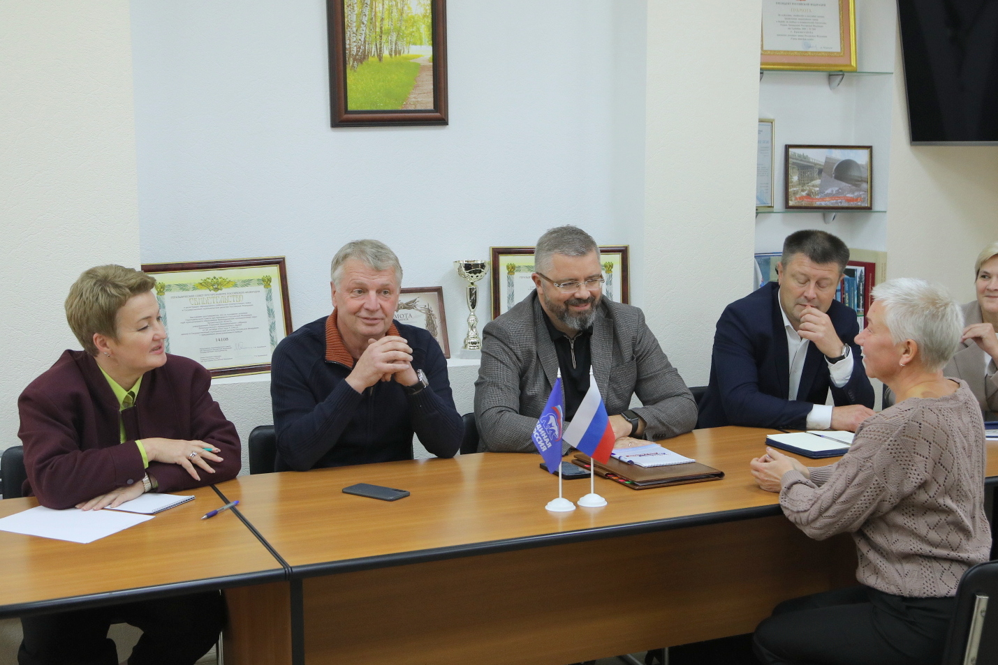 Почтовое отделение в Хетово не закроют, режим работы скорректируют – итоги приема граждан в Виноградовском округе