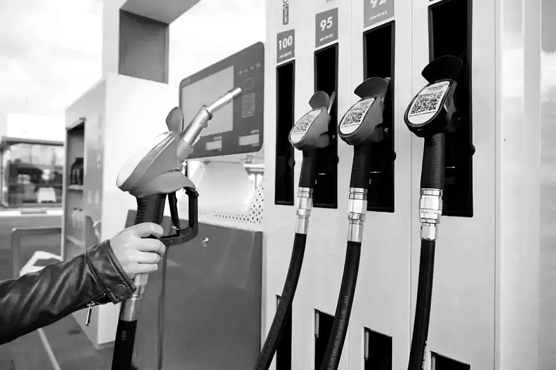 В Архангельской области введены временные ограничения на отпуск бензина на АЗС