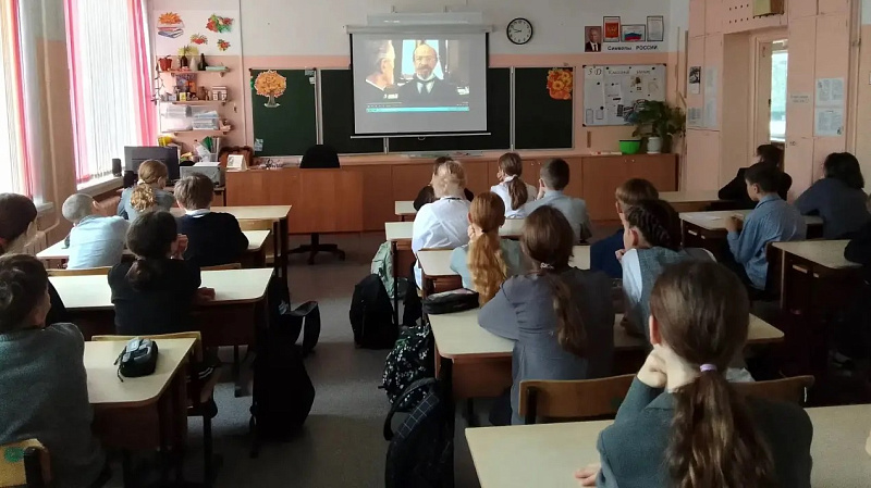 В школах Поморья стартовал обновленный курс «Разговоры о важном»
