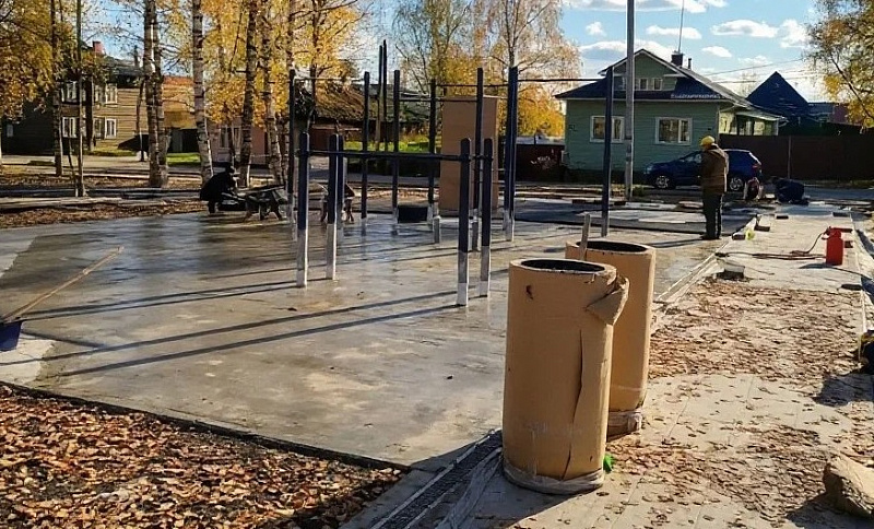 В Холмогорах продолжается реализация первого этапа благоустройства центральной части села