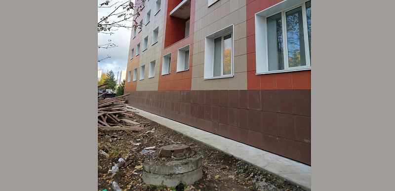 В общежитии Архангельского медколледжа завершают работы по устройству водопровода и сетей водоотведения